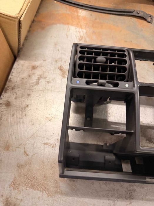 Land Rover Discovery consola radio original