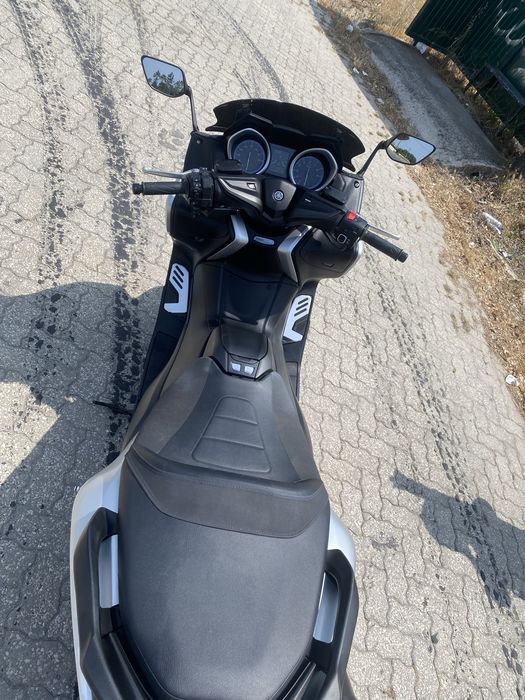 Yamaha TMAX SX Sport Edition