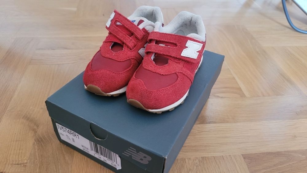 Buty dziecięce letnie New Balance 24 IV574RR1
