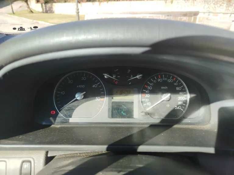 RENAULT Laguna II Hatchback (BG) 1.9 dCi Diesel 120 cv