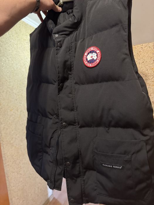 Жилетка Canada Goose