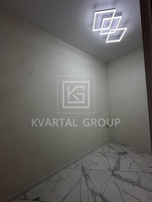 Будинок в Бучі з новим ремонтом!