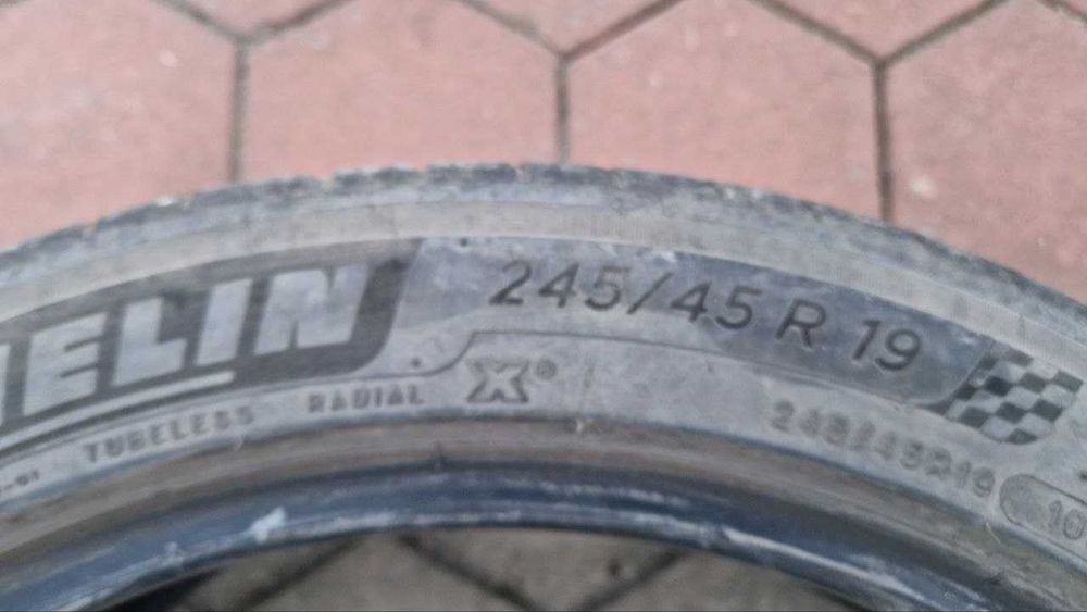 Резина Michelin Pilot Sport 4 245x45R19 одиночка