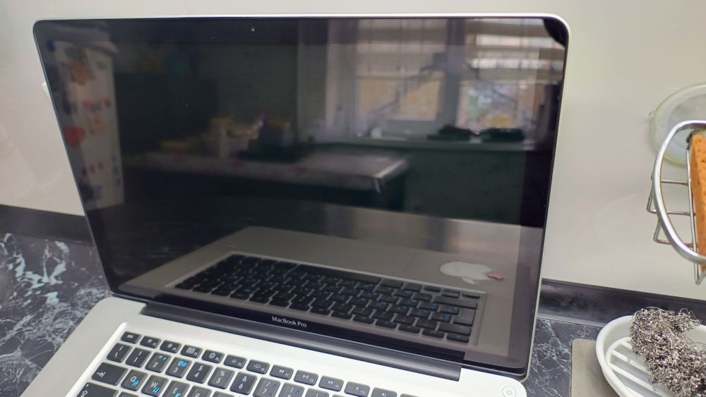 MacBook pro A1286 на запчастини