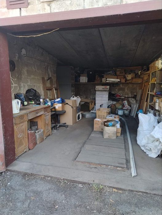 Продам капитальный гараж