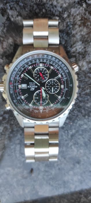 Zegarek Casio EF 527.