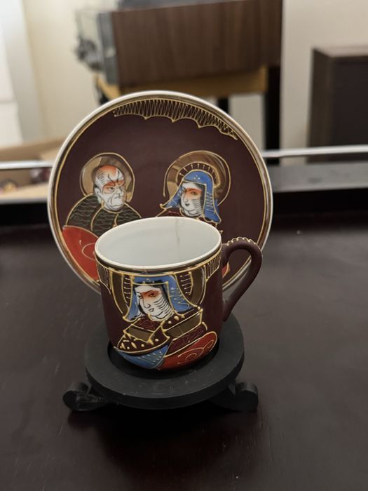 Varias louças decoraçao novas de exposição algumas com mais de 40 anos