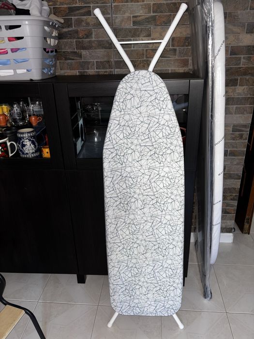 Tábua engomar + ferro