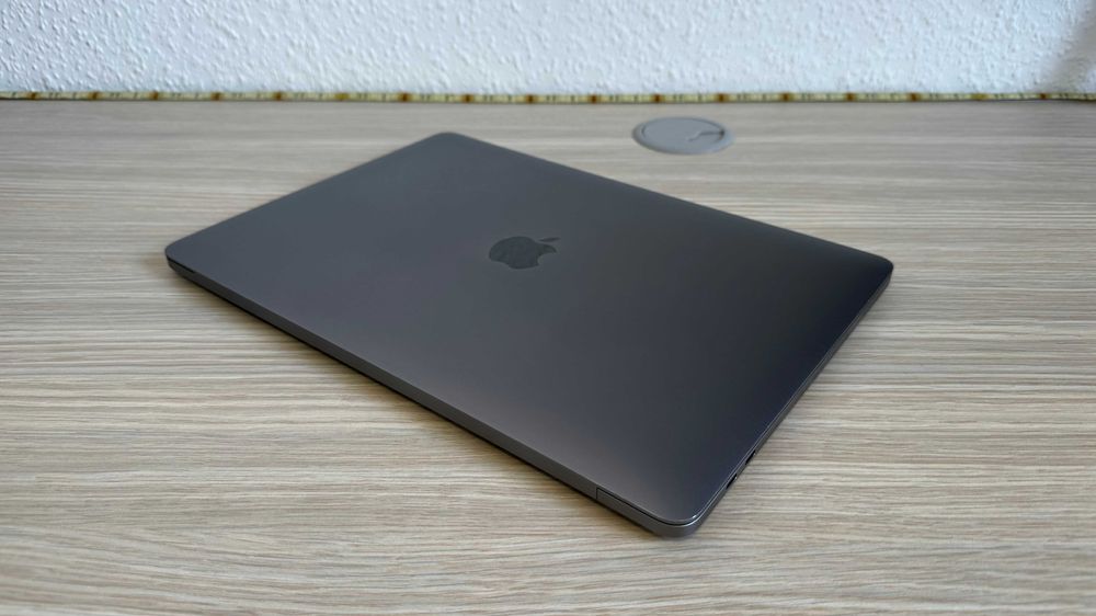 Macbook Pro Model A1989 z 2019 roku Touchbar I7 16GB