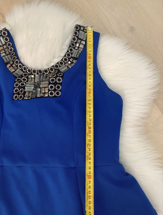 Sukienka chabrowa indygo kobaltowa kryształy diamenty Lipsy London