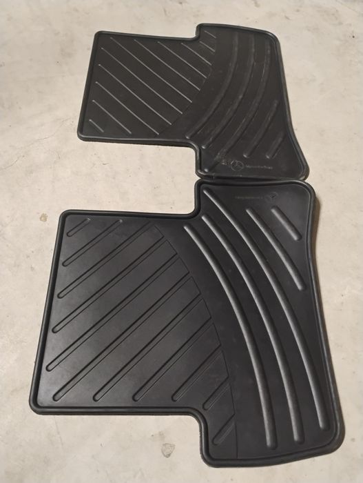 Dywaniki gumowe Mercedes Benz