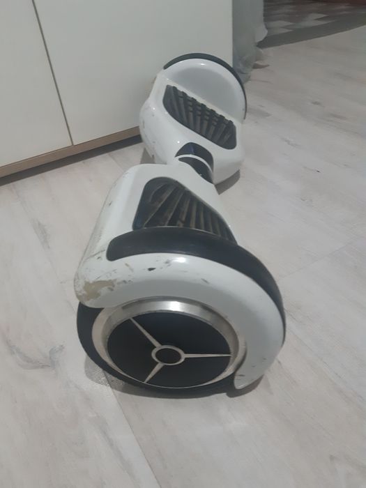 Deska elektryczna biała