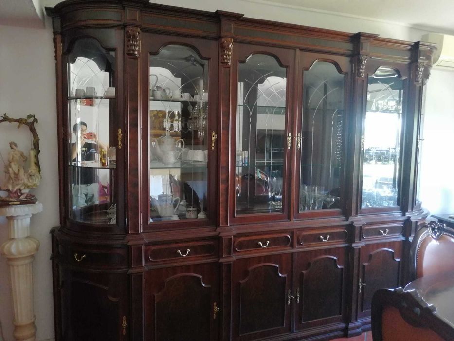 Guarda louças rústico