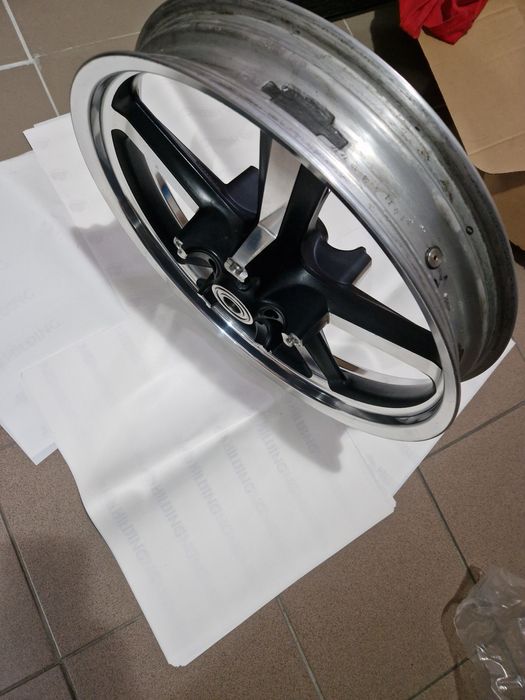 Felga przednia 19×3,00 Harley Dawidson V Rod Musice