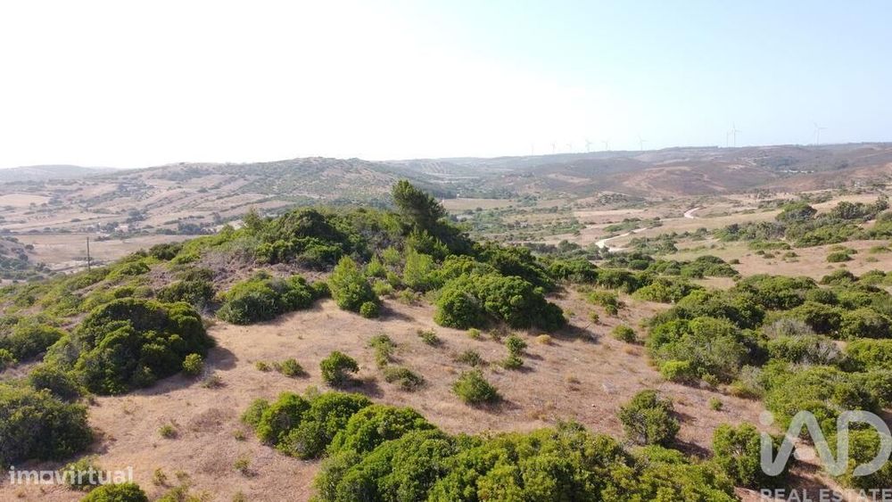 Terreno em Budens de 4320,00 m2