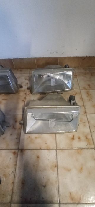 Farol principal para Renault 9 ano 1989