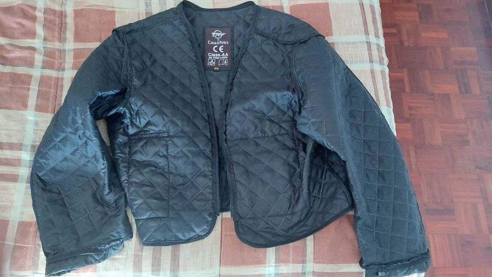 Vendo capacete mota e casaco