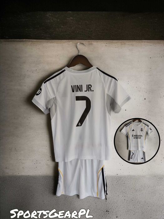 25/26 Vini JR #7 Real Madryt Komplet Domowy 125-135 cm