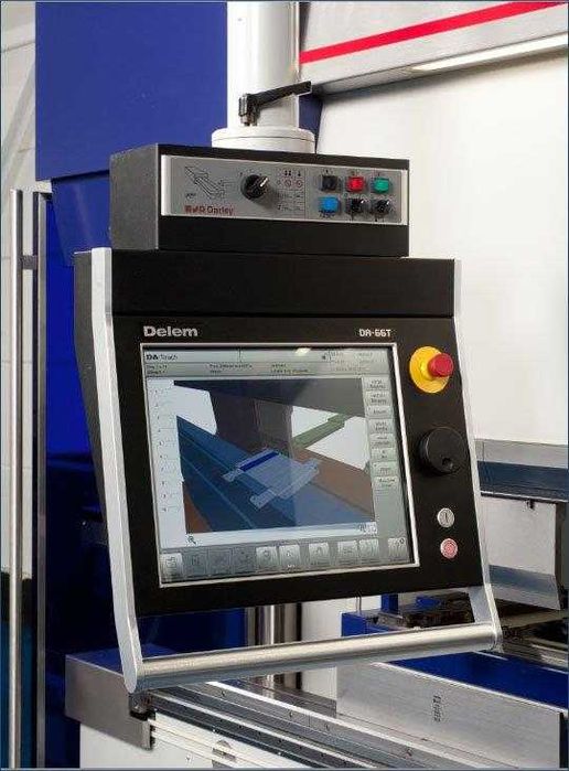 Szkolenia operatorów pras krawędziowych cnc