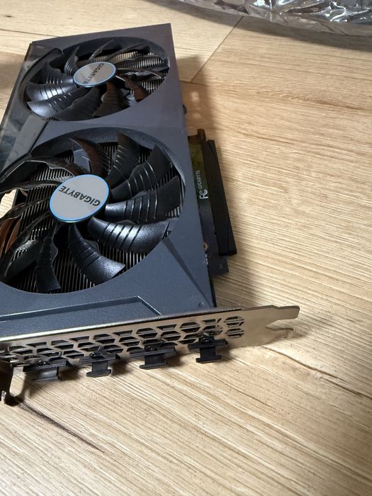 Karta graficzna GIGABYTE GeForce RTX 3060 Eagle OC LHR 12GB