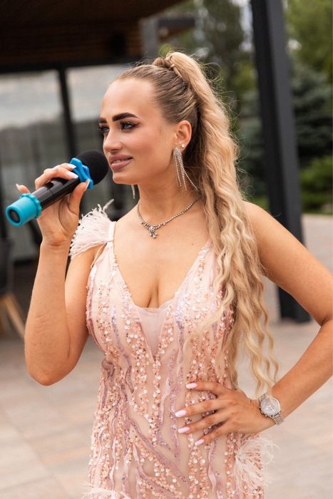 Ведуча, вокалістка місто Дніпро