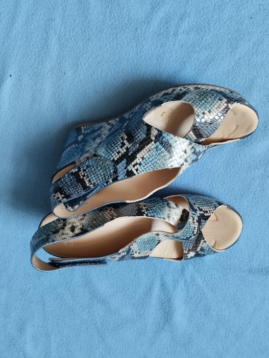 Босоніжки 38 розмір