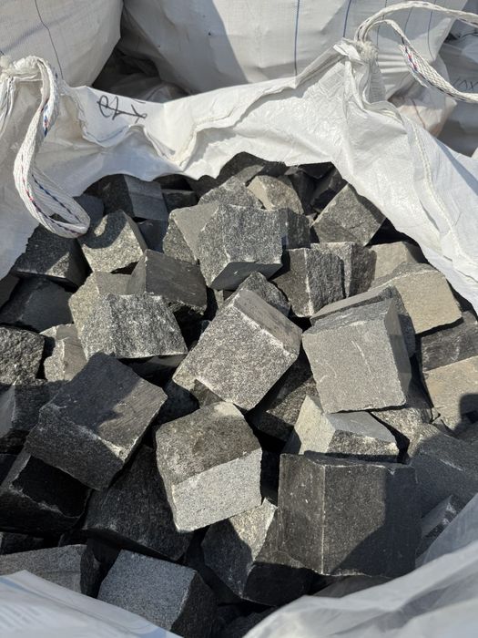 Бруківка колота Габро 10х10х10