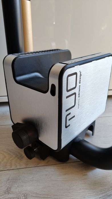 Elite Tuo trenażer smart + opona Schwalbe + podstawka Elite