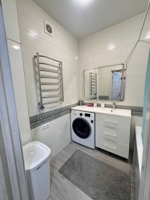 Продам 2 комн квартиру 56,5м2 Евроремон Новострой ЖК Мира 2 мет ХТЗ OA