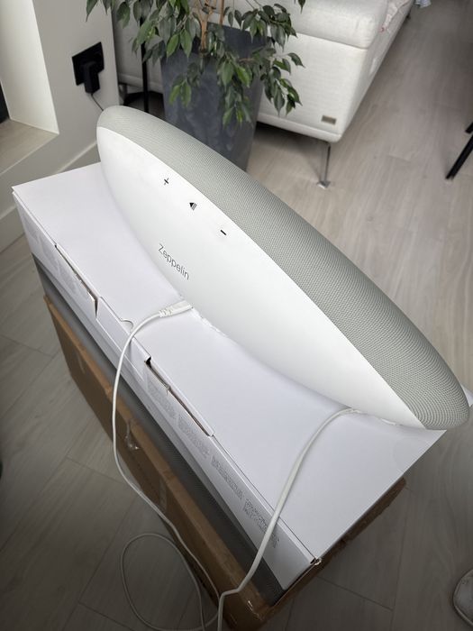 Акустика Bowers & Wilkins Zeppelin
