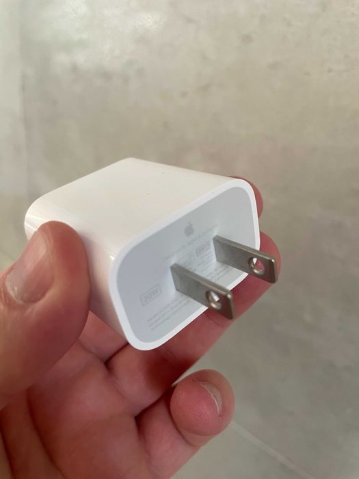 Зарядний пристрій Apple 20W USB-C Power Adapter (Model 2305)