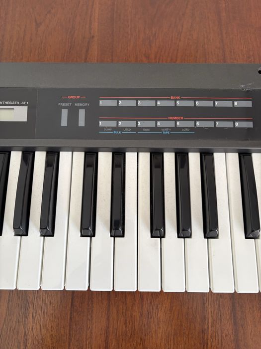 Roland Alpha Juno 1