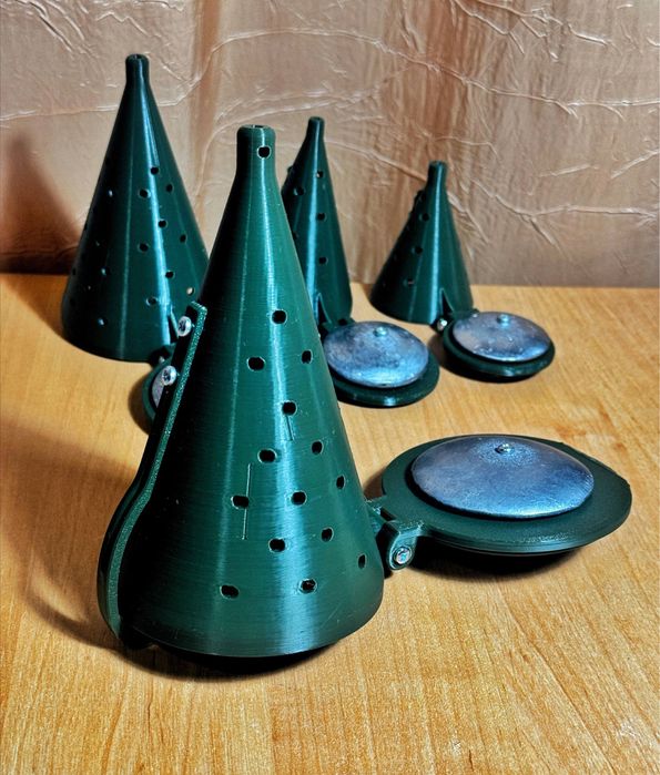 Кормушка для зимней рыбалки. Кормушк зимняя Конус