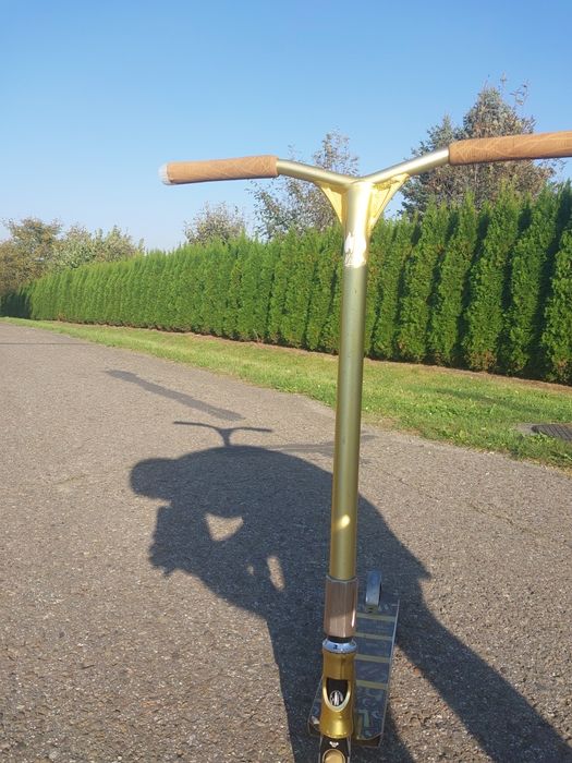 Hulajnoga wyczynową custome