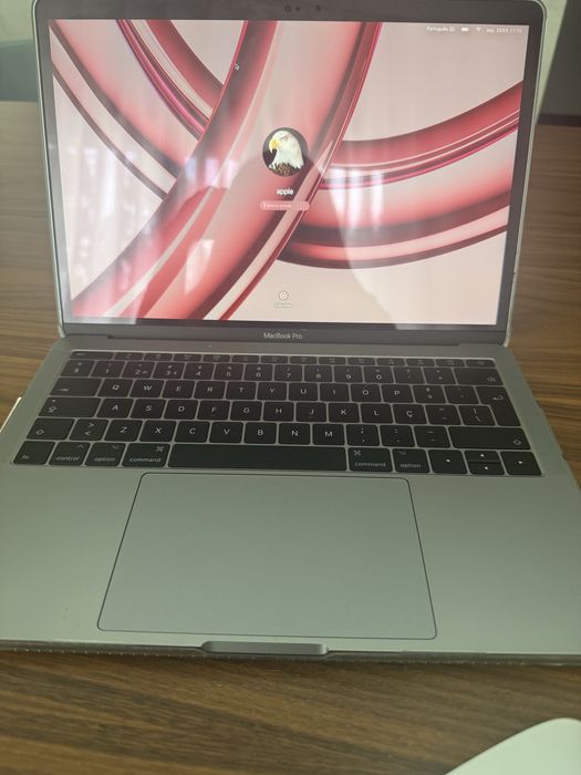MacBook Pro 13” 2017 — 256GB — Muito Estimado