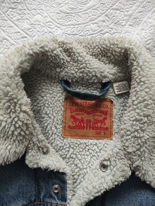 Куртка Levis jacket size L