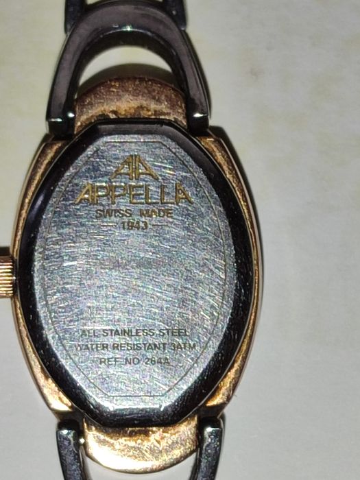 Швейцарський годинник Appellaa