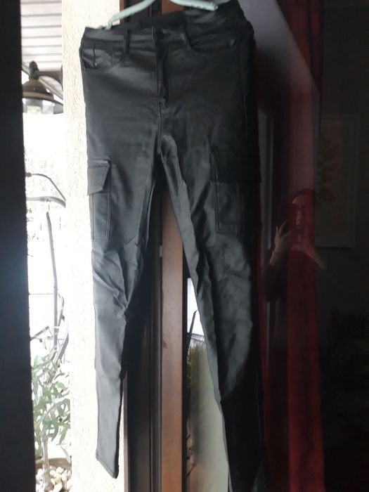 Spodnie damskie rurki bojówki Sinsay M/L