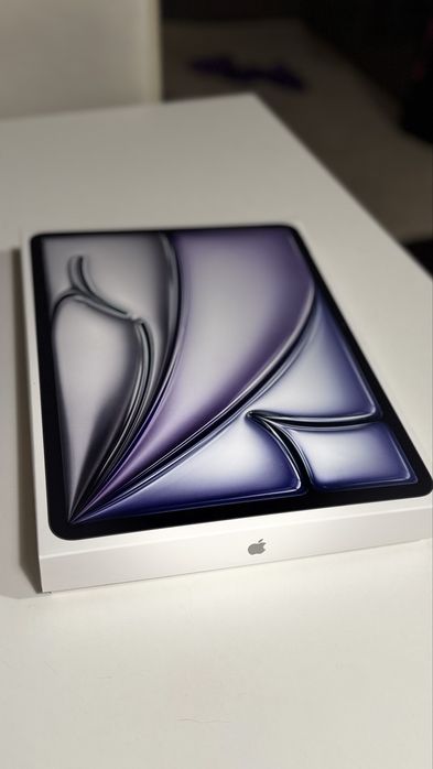 Новый iPad Air 13 2025 M3(128 ГБ) — распакован 6 февраля
