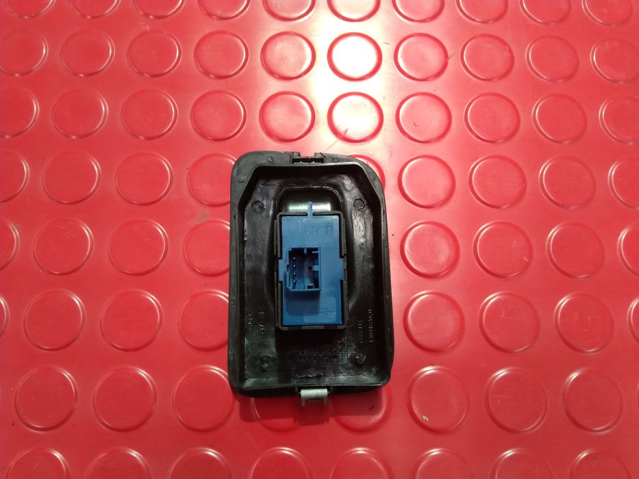 Interruptor / Comando Elevador Vidro Dto