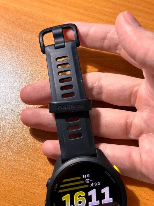Garmin Forerunner 70 43mm - майже новий, гарантія, повний комплект