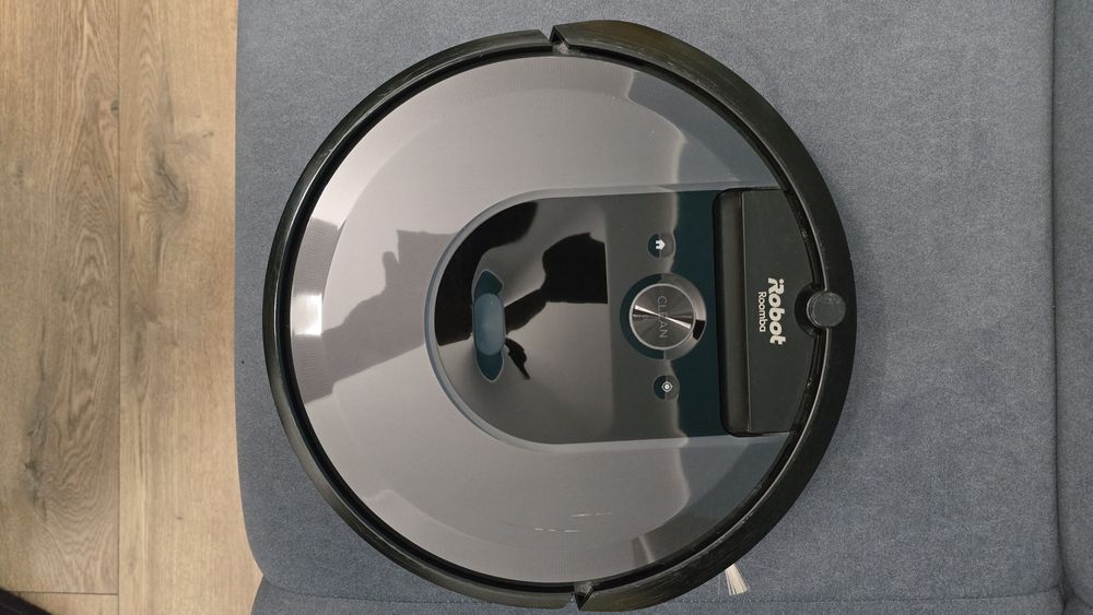 iRobot Roomba i7+