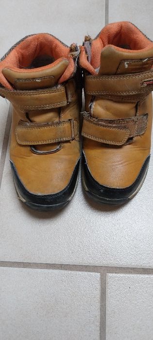 Buty ocieplane 10 zł.