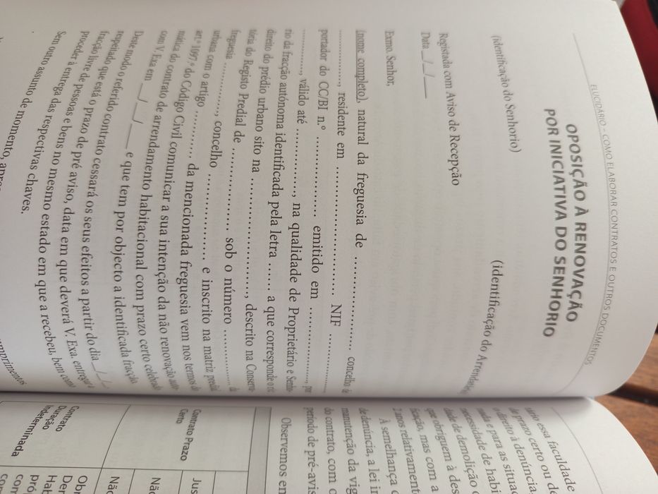 Livro "Elucidário" em óptimo estado