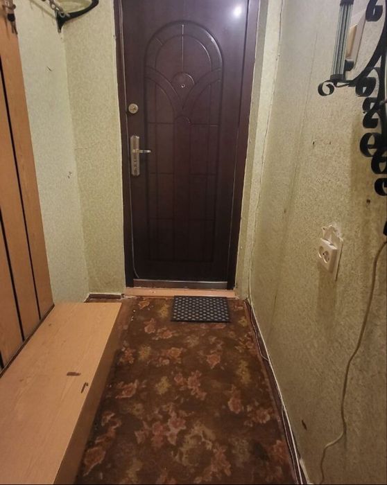 Продаж 2к Вишенька