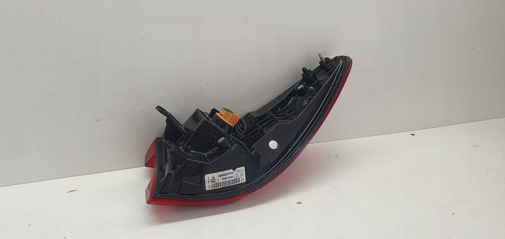 Renault kadjar lampa lewy tył tylna w błotnik led 265552478r