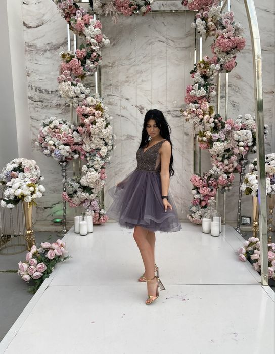 Платье на выпускной / свадьбу