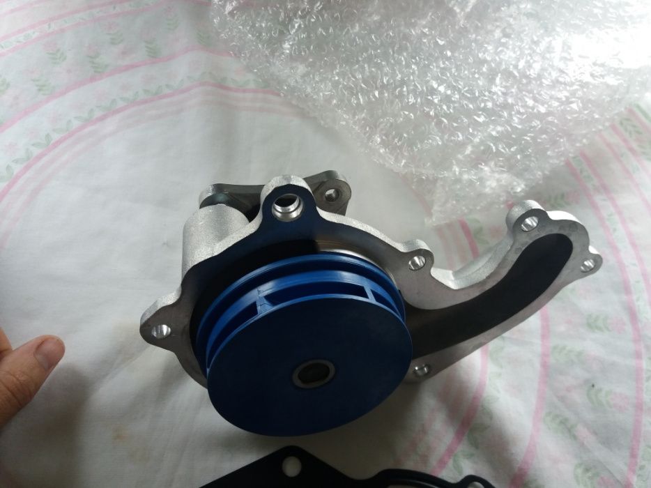 Bomba de água Ford fiesta ano 2000