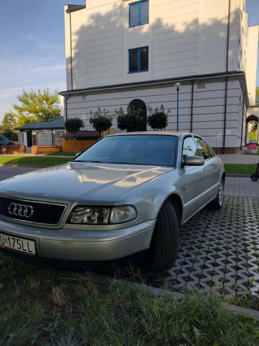 Audi a8 d2 2.8 v6 lpg tiptronic bez rdzy książka serwisowa