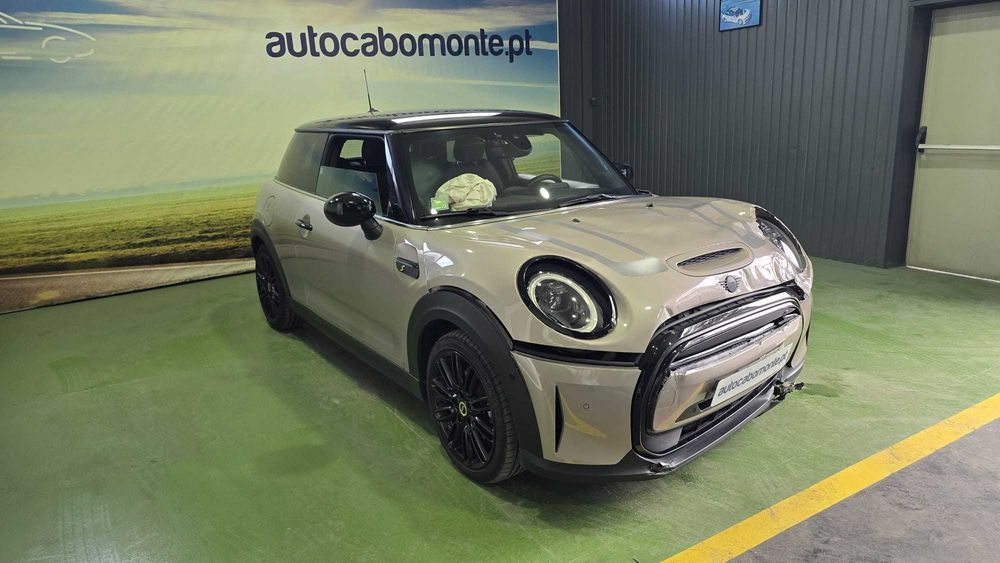 Mini Cooper SE - Salvado